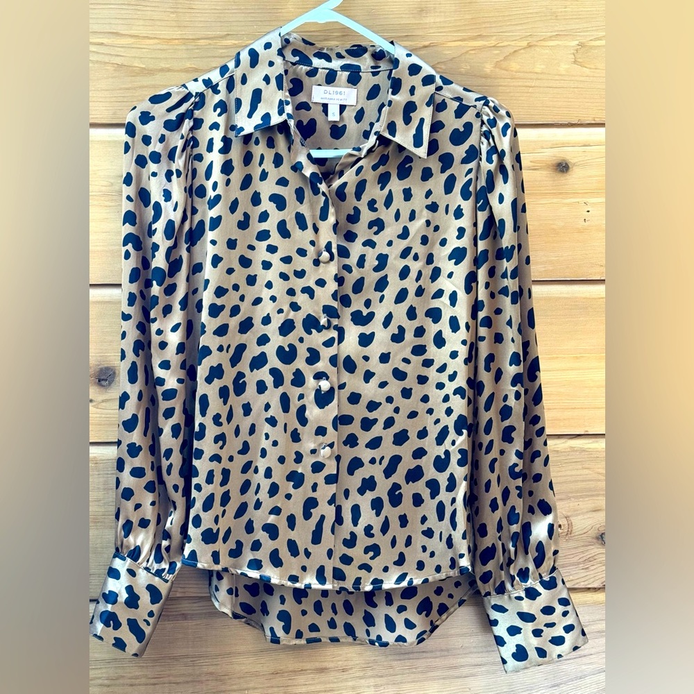 Leopard print washable silky polyester blouse.  Size S